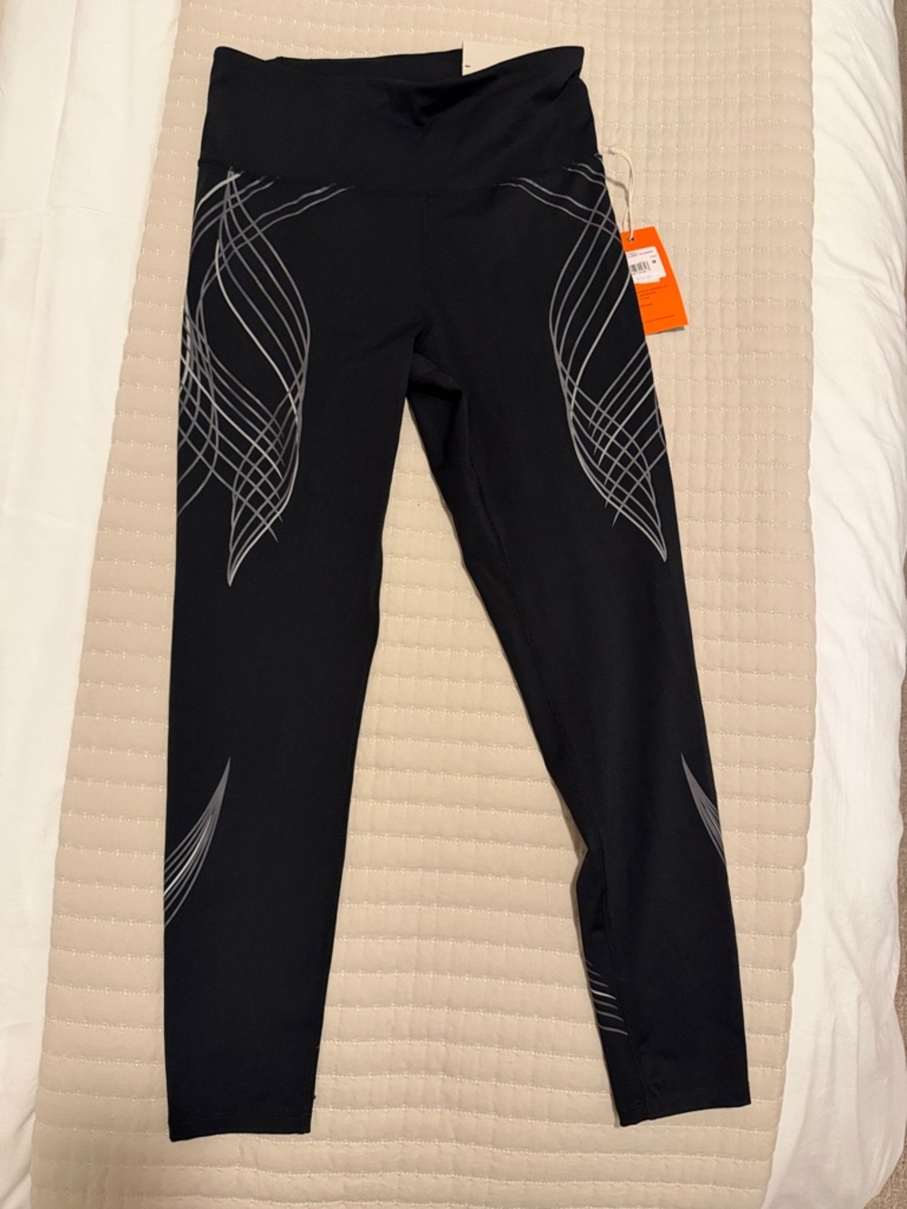 Women’s Black Performance Leggings with Reflective Pattern